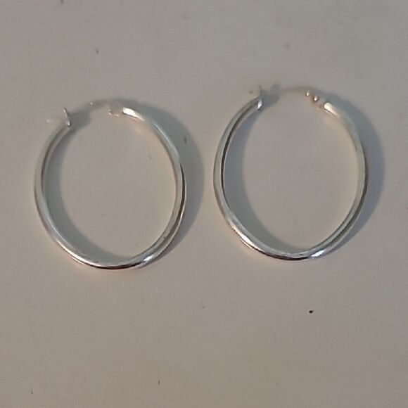 Elegant Silver Hoop Earrings - Picture 1 of 6